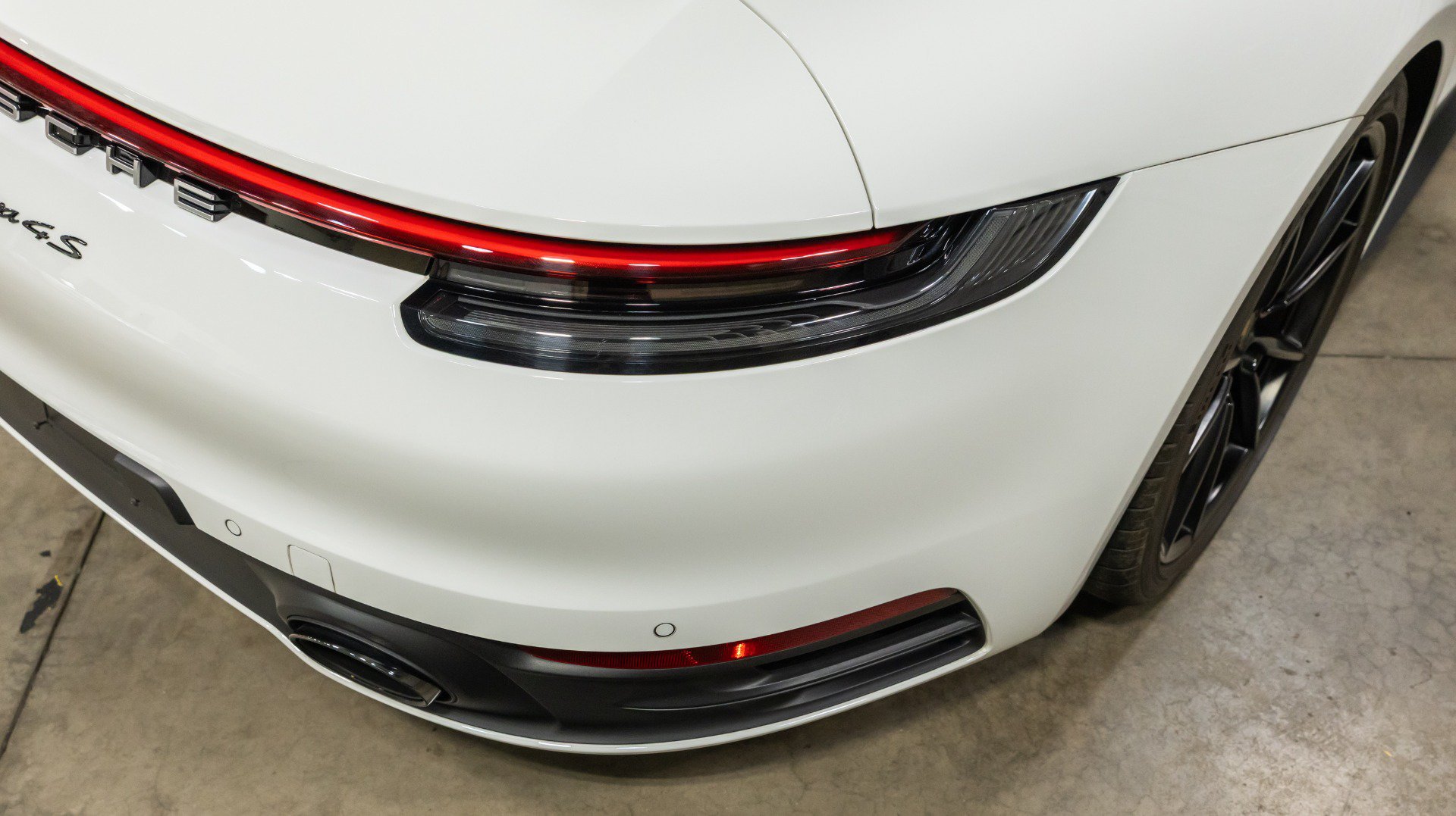 Used 2020 Porsche 911 Carrera 4S AWD/4WD image 24