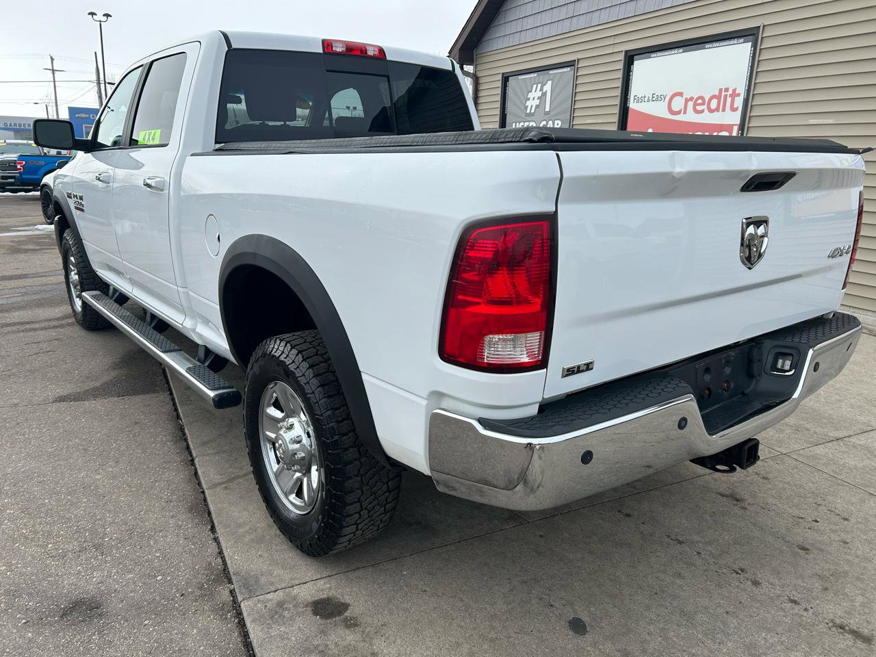 Used 2017 RAM 2500 SLT image 7