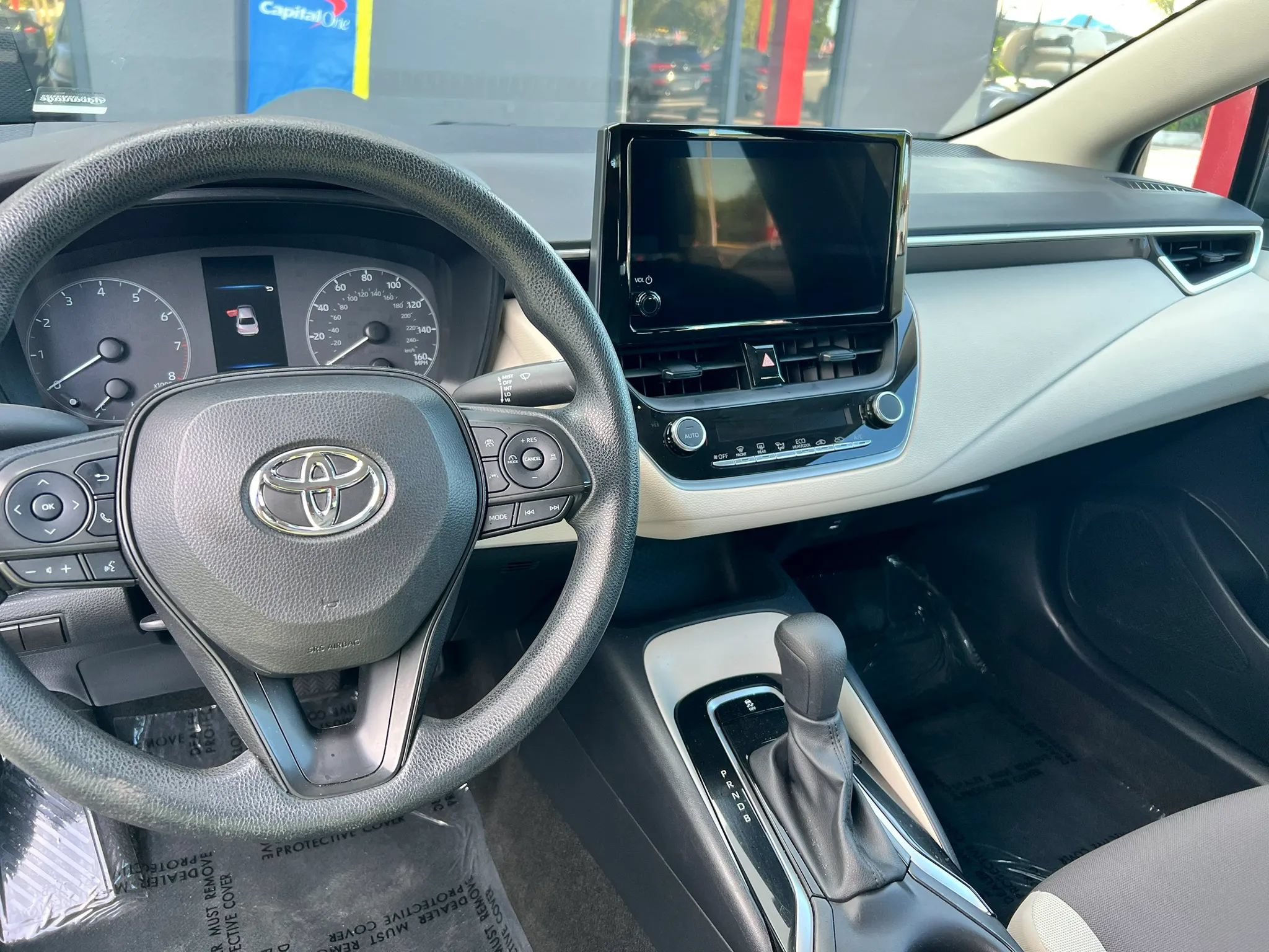 Used 2023 Toyota Corolla LE FWD image 9