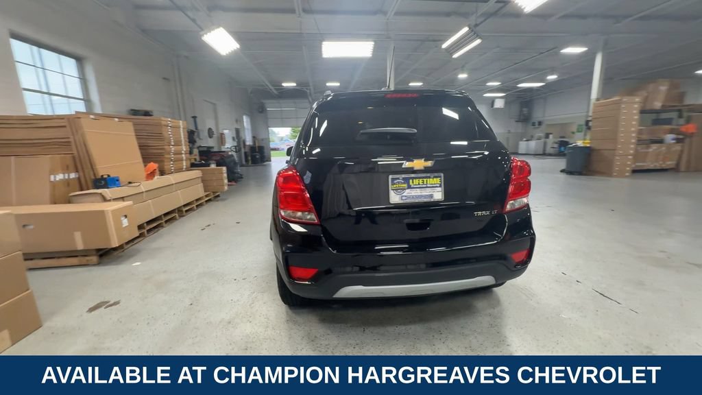 Used 2020 Chevrolet Trax LT w/ LT Convenience Package FWD image 9