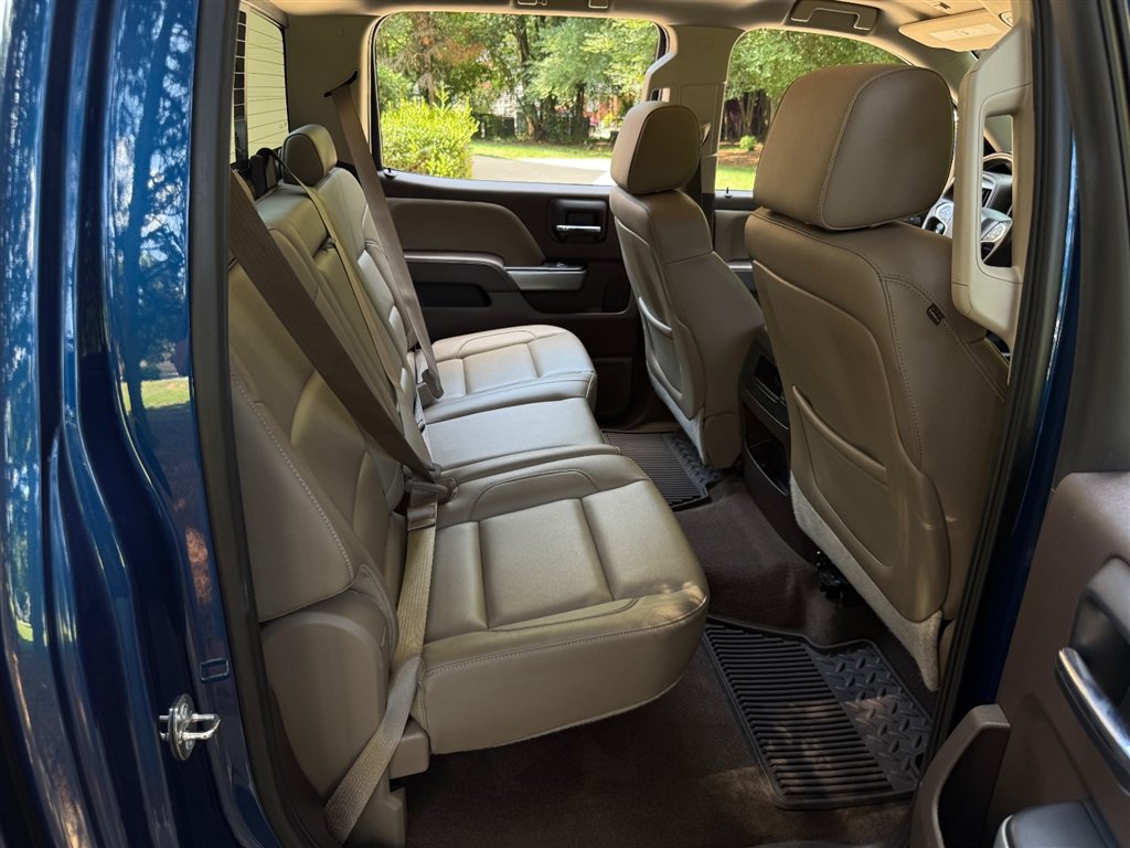 Used 2015 Chevrolet Silverado 1500 LTZ Z71 w/ LTZ Plus Package AWD/4WD image 63