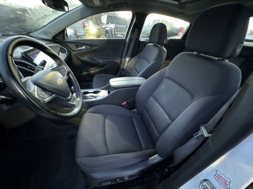 Used 2023 Chevrolet Malibu LT w/ Sport Edition image 11