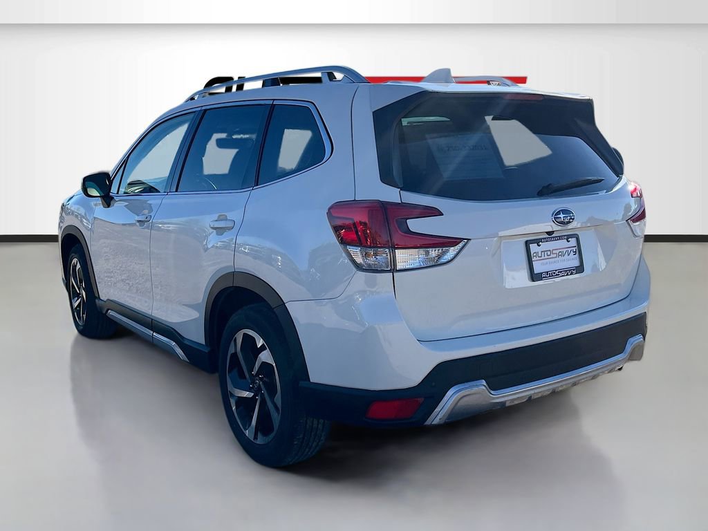 Used 2023 Subaru Forester Touring image 5
