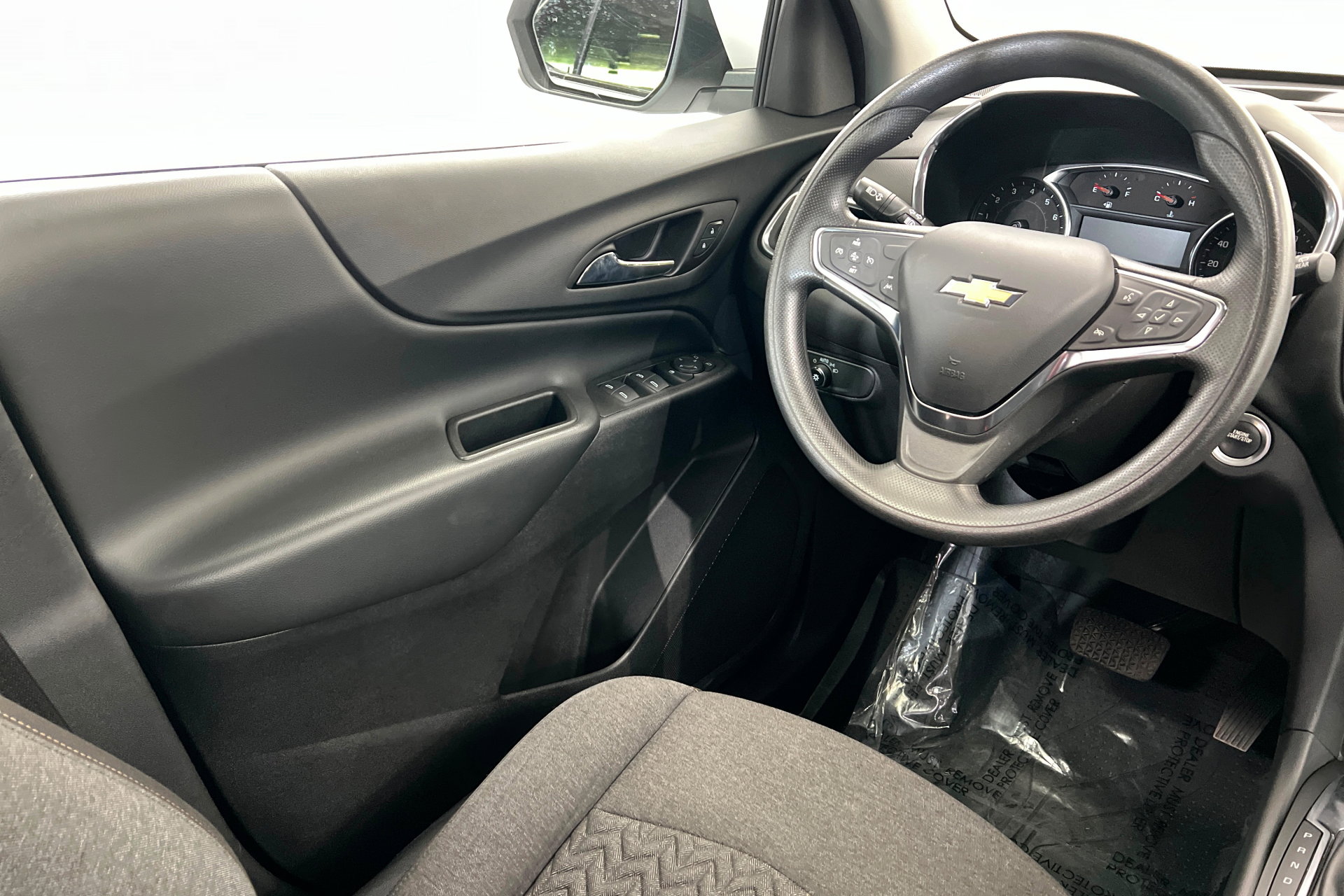 Used 2023 Chevrolet Equinox LT w/ LPO, Floor Liner Package image 12