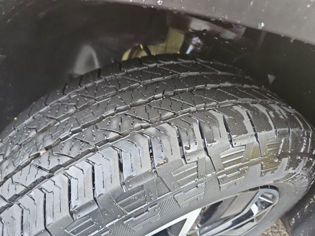 Used 2023 Chevrolet TrailBlazer ACTIV w/ Technology Package image 28