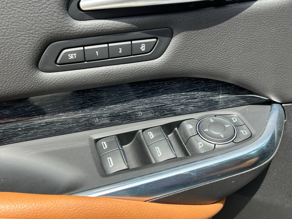 Certified 2024 Cadillac XT4 Sport AWD/4WD image 16