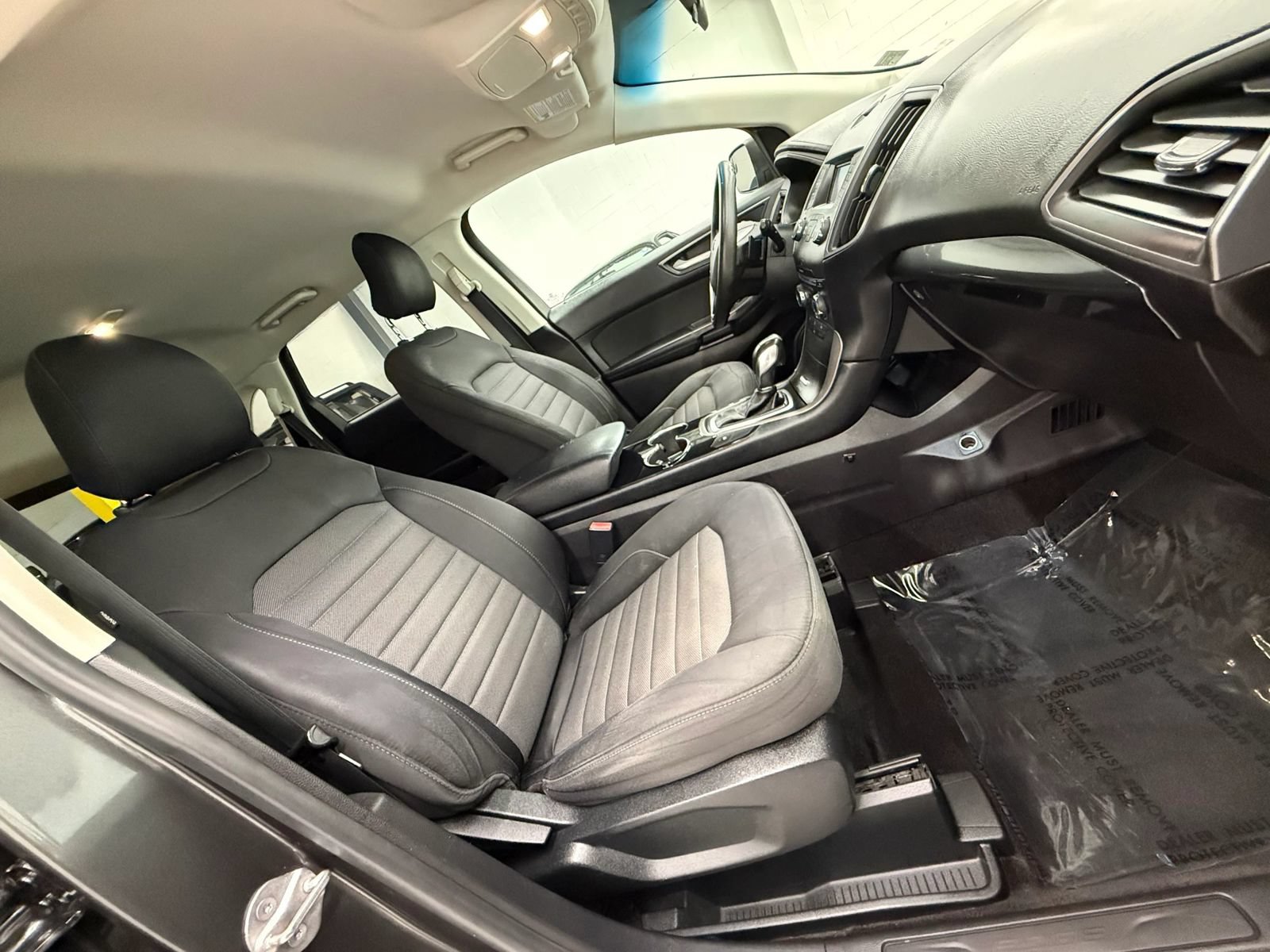 Used 2016 Ford Edge SE FWD image 23
