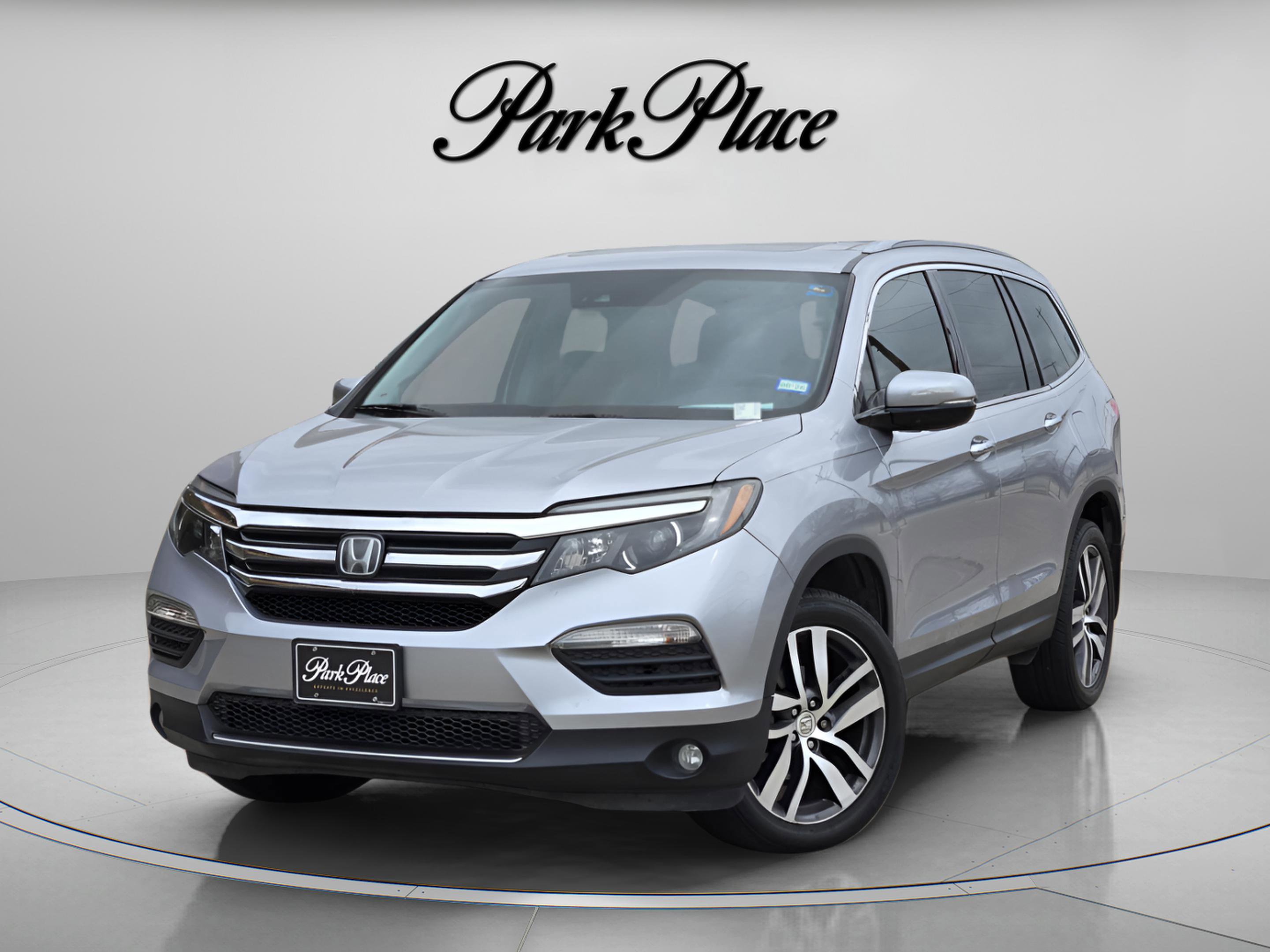 Used 2016 Honda Pilot Elite image 1