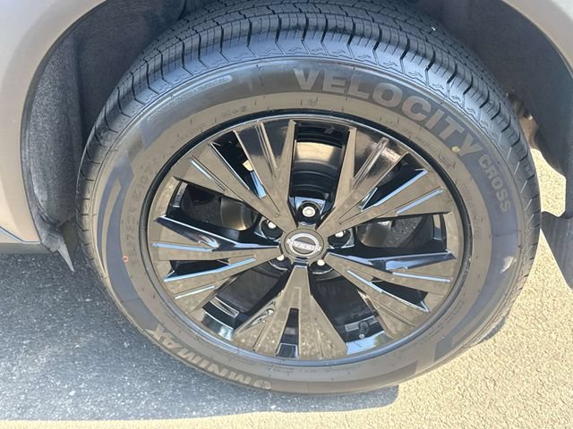 Certified 2023 Nissan Rogue SV w/ SV Premium B Package AWD/4WD image 34