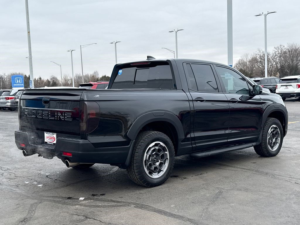 Certified 2025 Honda Ridgeline RTL+ image 11