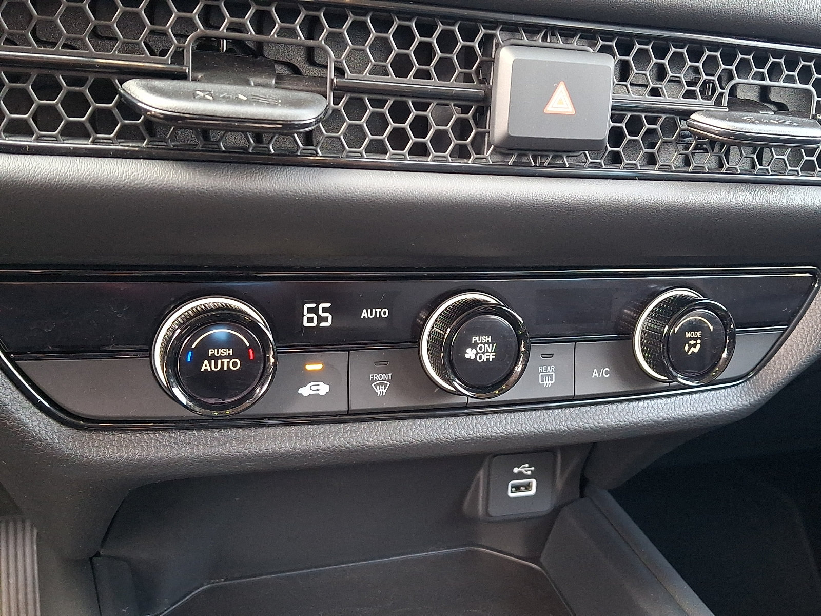Used 2024 Honda HR-V LX image 15