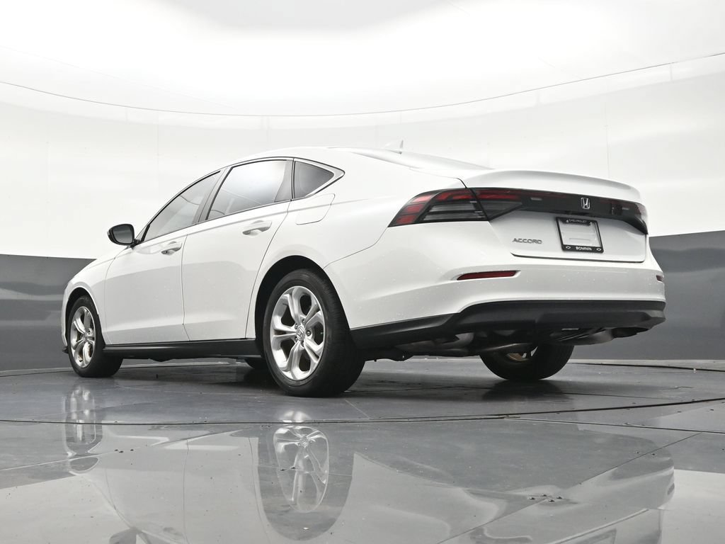 Used 2023 Honda Accord LX image 25