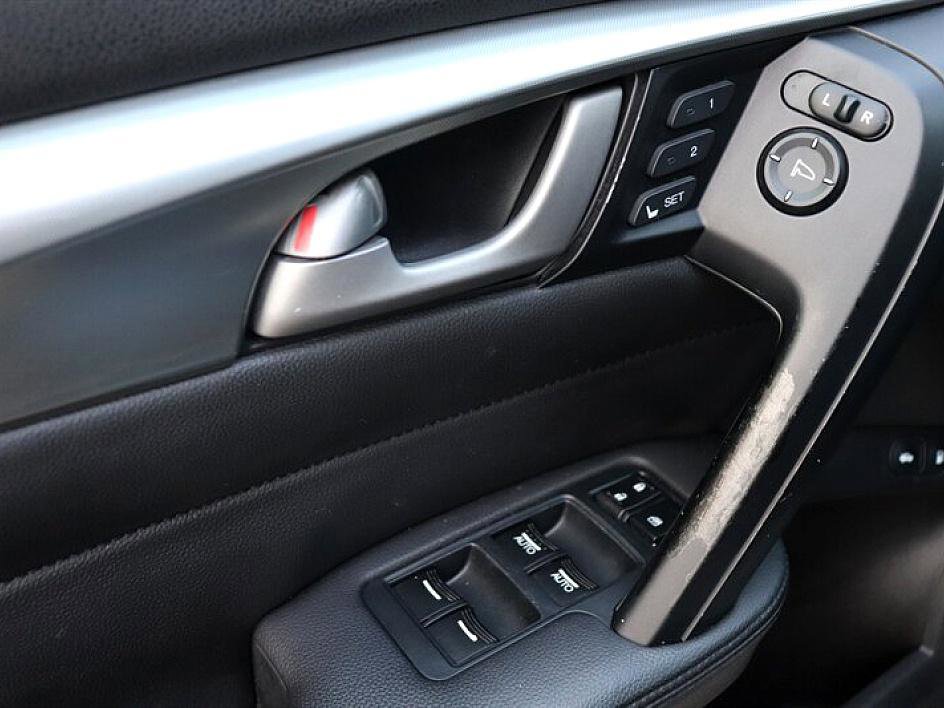 Used 2011 Acura TL image 28