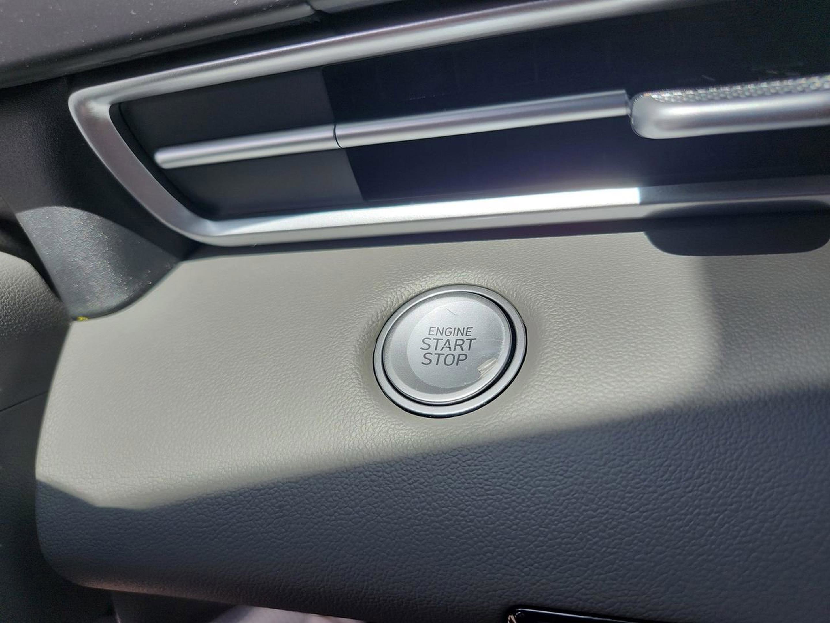 New 2026 Hyundai Elantra Sport image 28