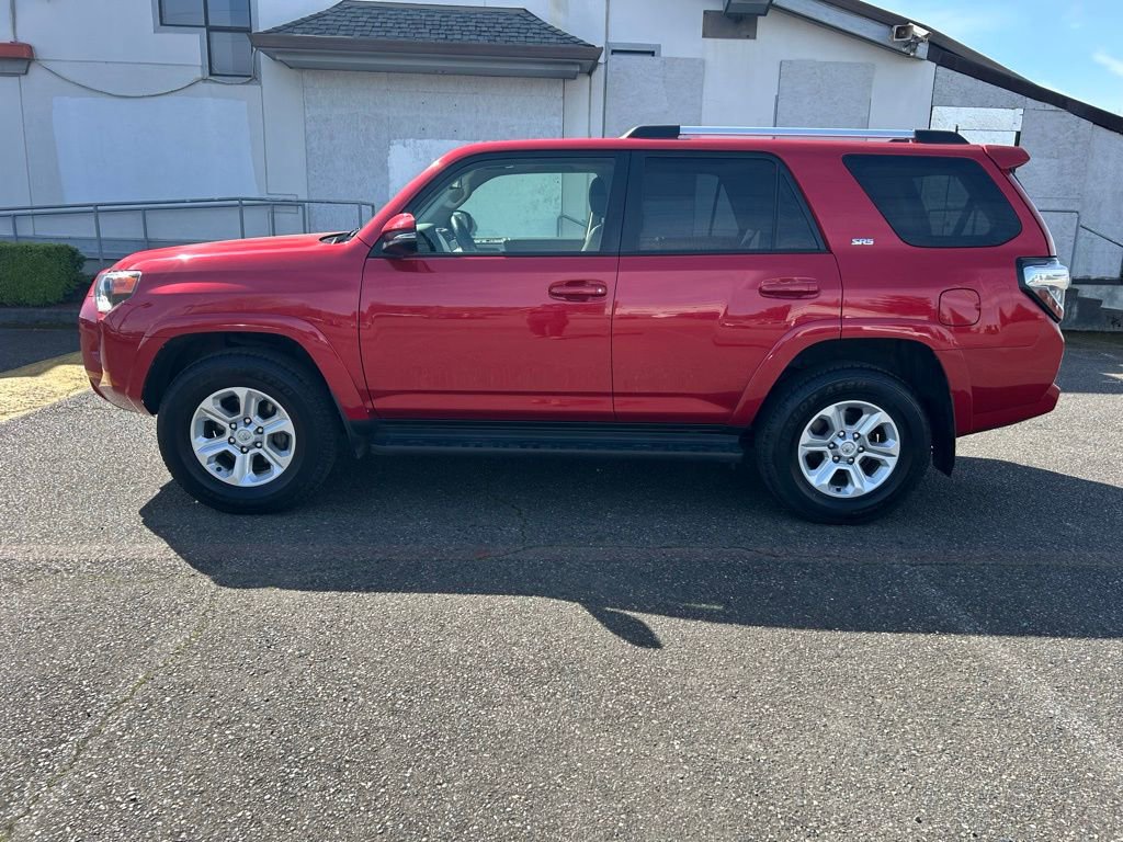 Certified 2024 Toyota 4Runner SR5 Premium w/ Moonroof Package AWD/4WD image 8