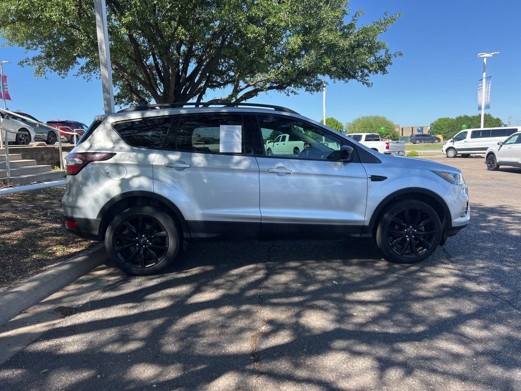Used 2018 Ford Escape SEL w/ SEL Sport Appearance Package image 8