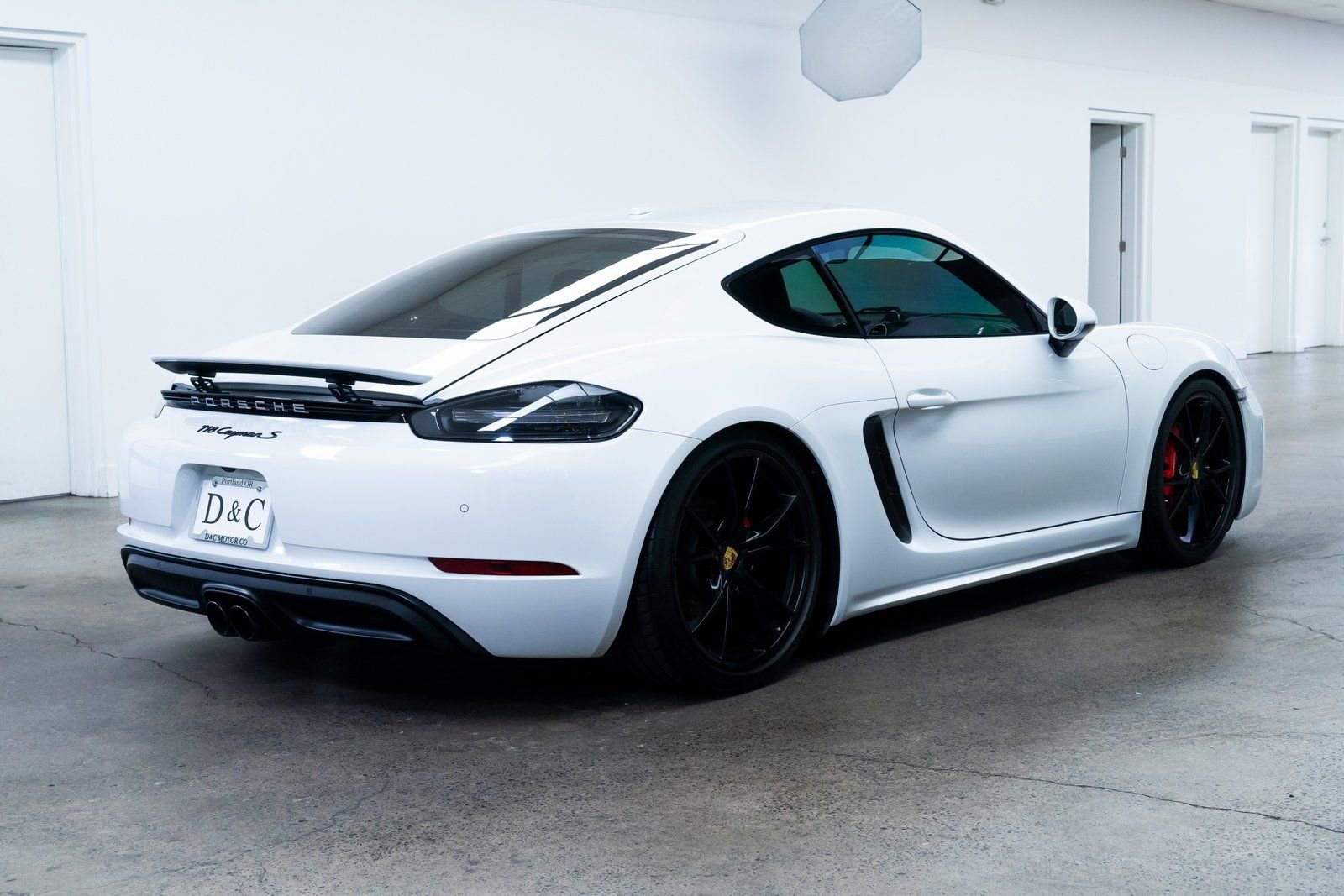 Used 2018 Porsche 718 Cayman S image 6