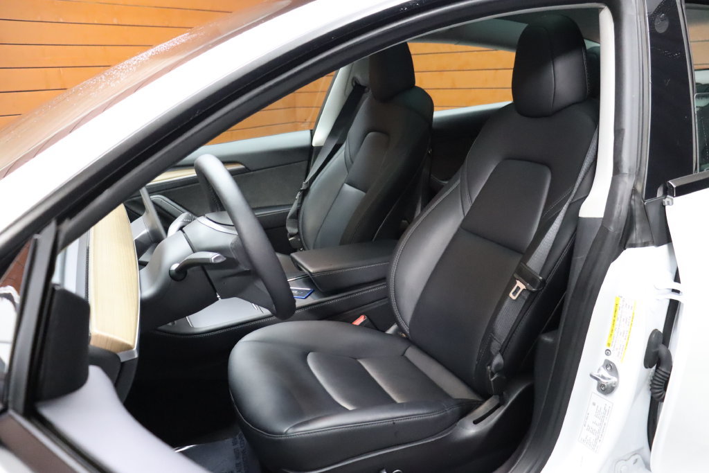 Used 2023 Tesla Model 3 Standard Range RWD image 27