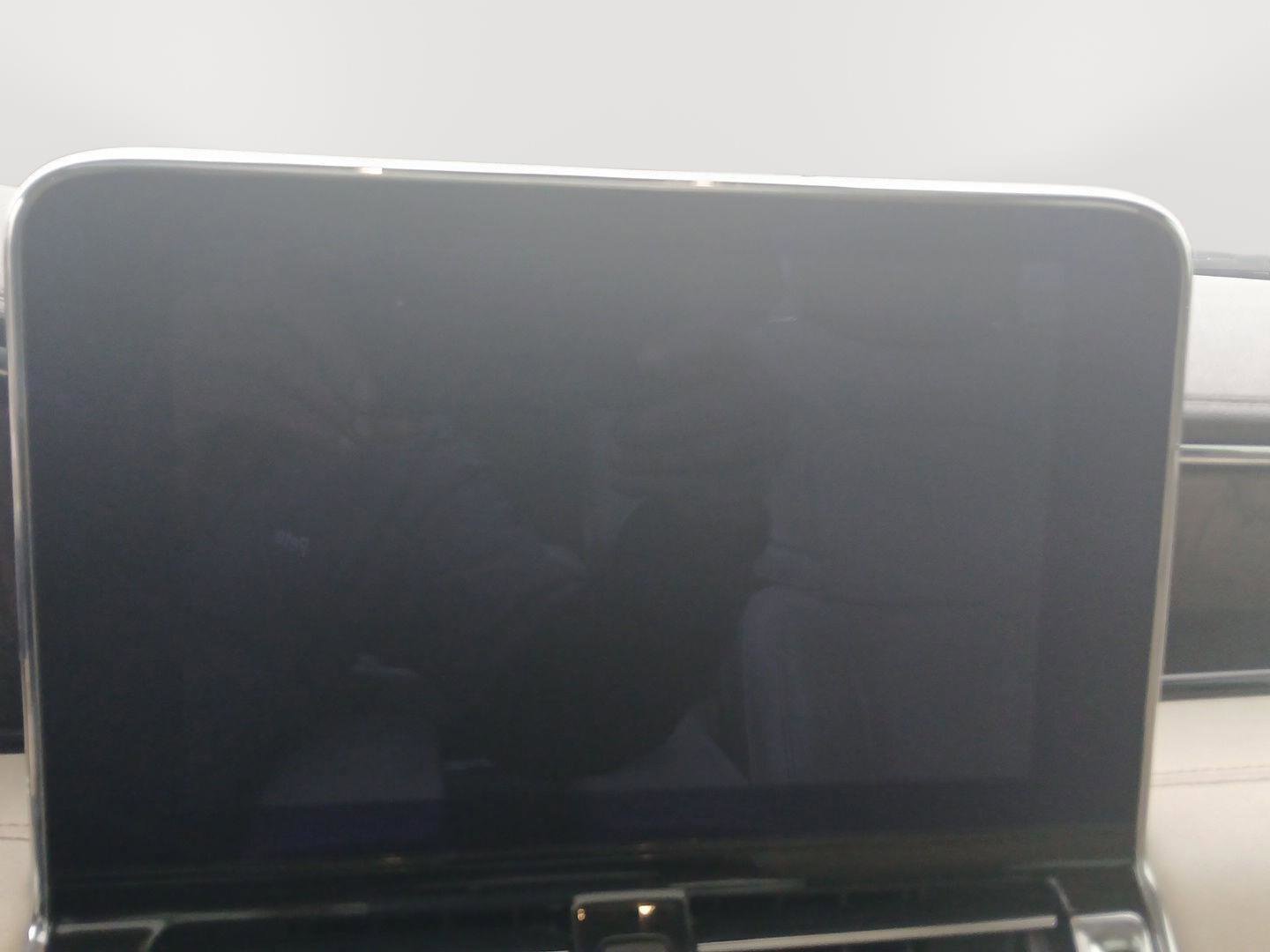 Used 2019 Lincoln Navigator Reserve image 15