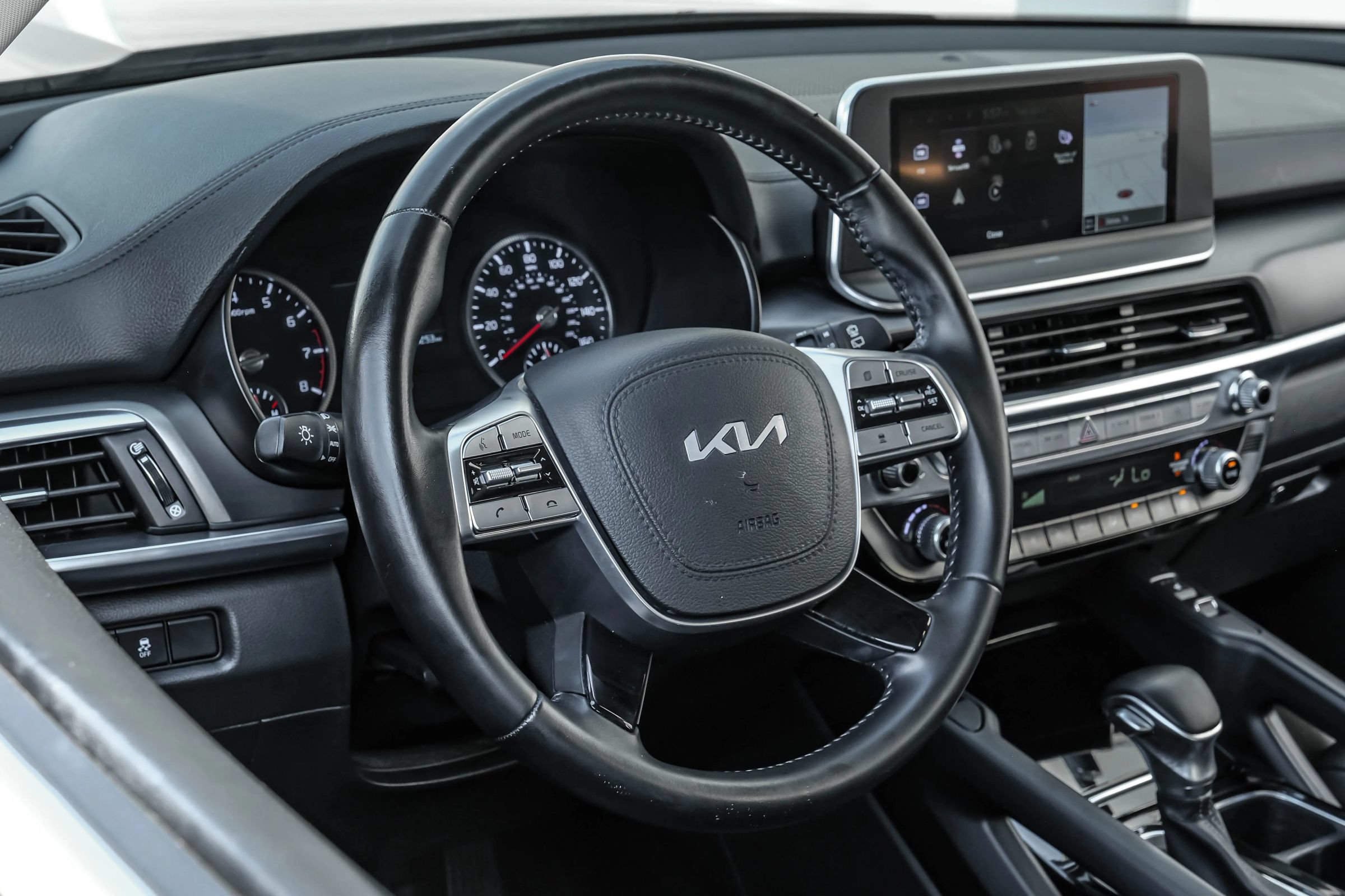 Used 2022 Kia Telluride S AWD/4WD image 16