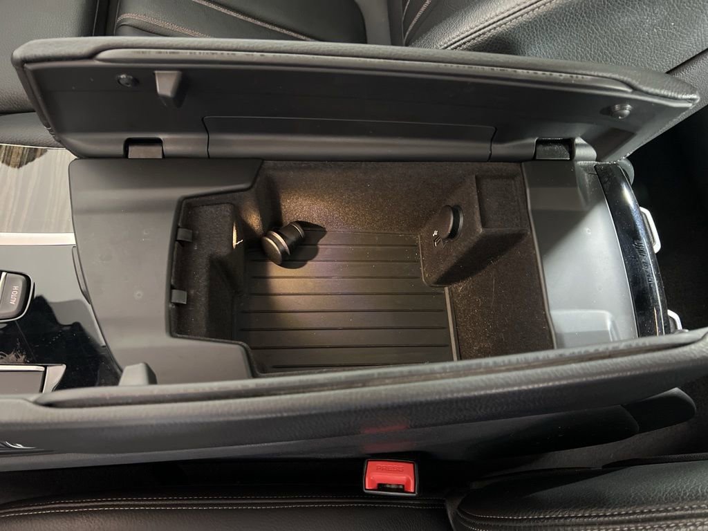 Used 2018 BMW 540i xDrive AWD/4WD image 24