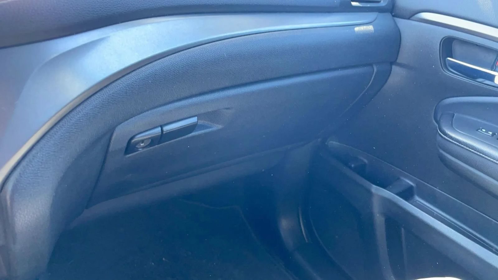 Used 2017 Honda Ridgeline RTL-T image 14
