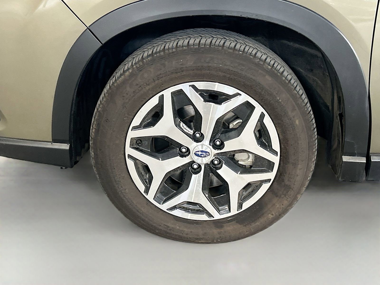 Used 2023 Subaru Forester Premium w/ Popular Package #2 image 30