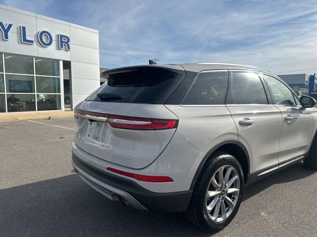 Used 2022 Lincoln Corsair AWD w/ Premium Package image 17