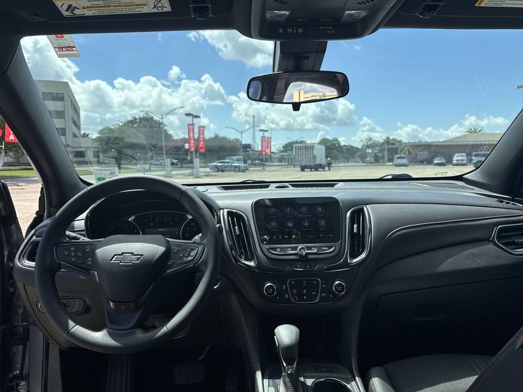 Used 2024 Chevrolet Equinox RS FWD image 30