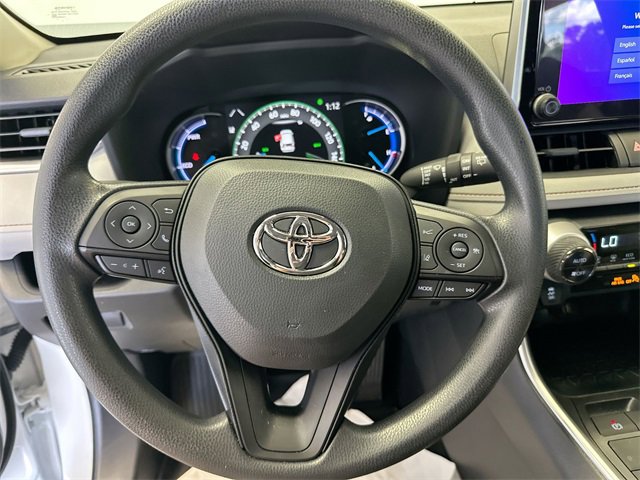 Used 2025 Toyota RAV4 XLE image 15