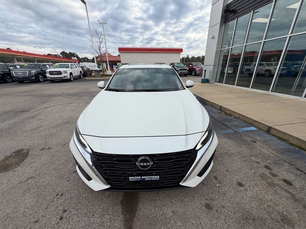 Used 2023 Nissan Altima 2.5 SL image 6