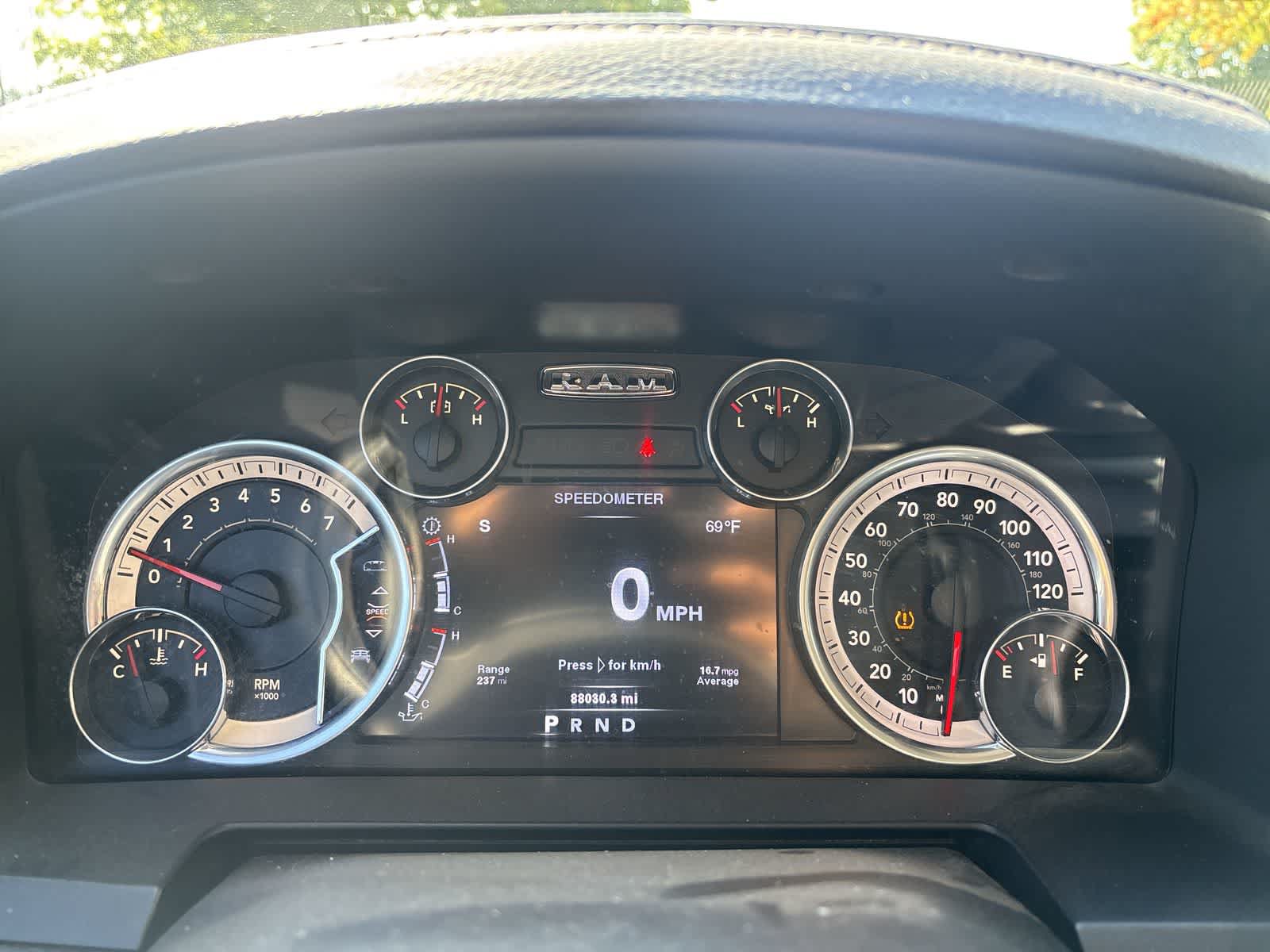 Used 2014 RAM 1500 Laramie w/ Trailer Tow Group AWD/4WD image 9