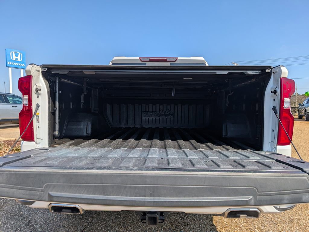 Used 2021 Chevrolet Silverado 1500 High Country image 33