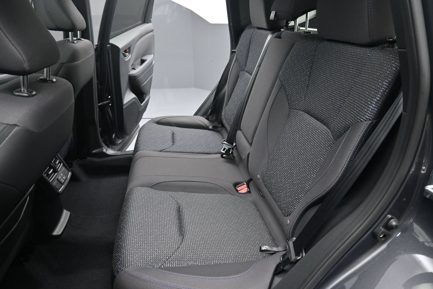 Certified 2025 Subaru Forester Premium AWD/4WD image 32