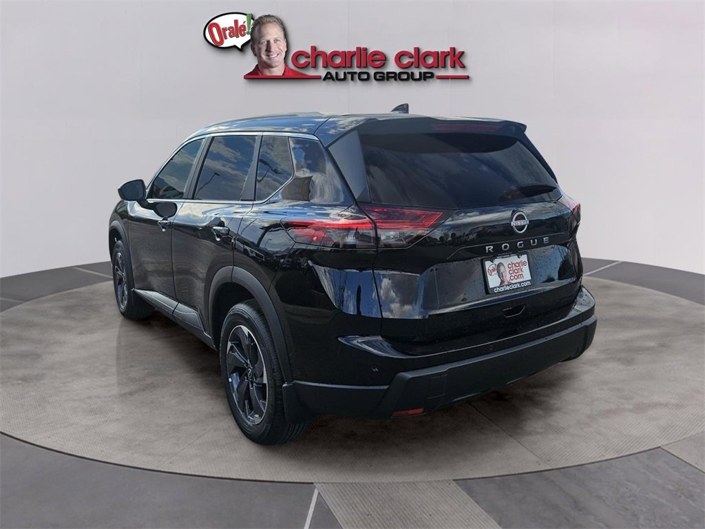 New 2026 Nissan Rogue SV w/ SV Premium Package image 4