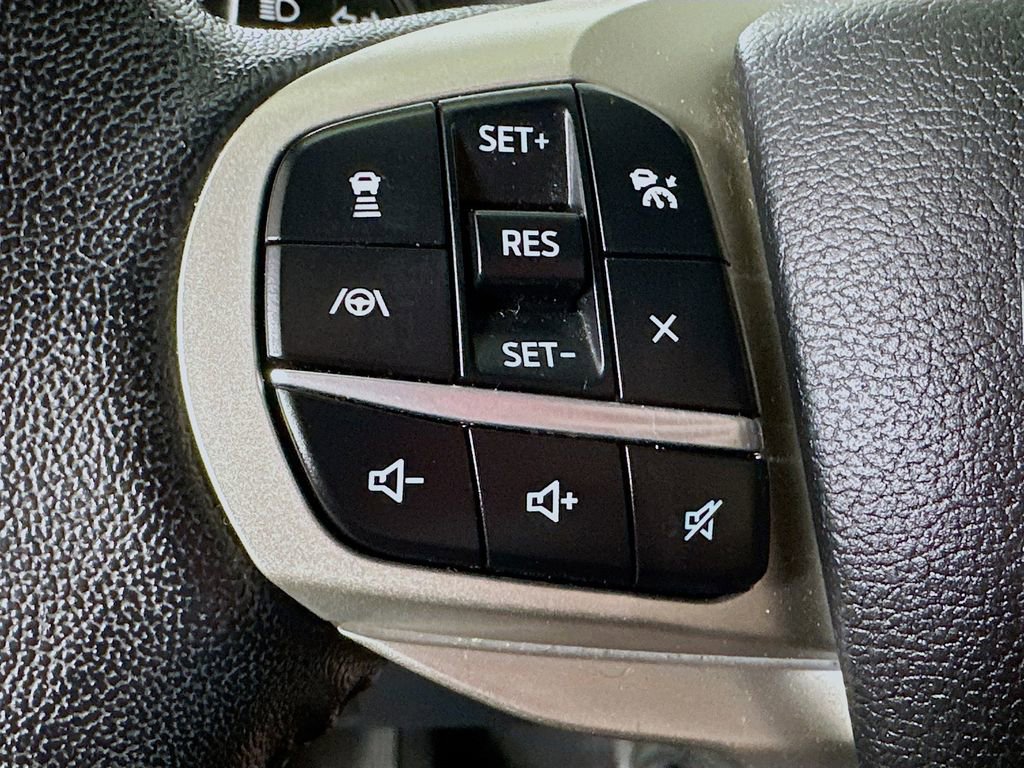 Used 2021 Ford Explorer Limited w/ Equipment Group 301A image 24