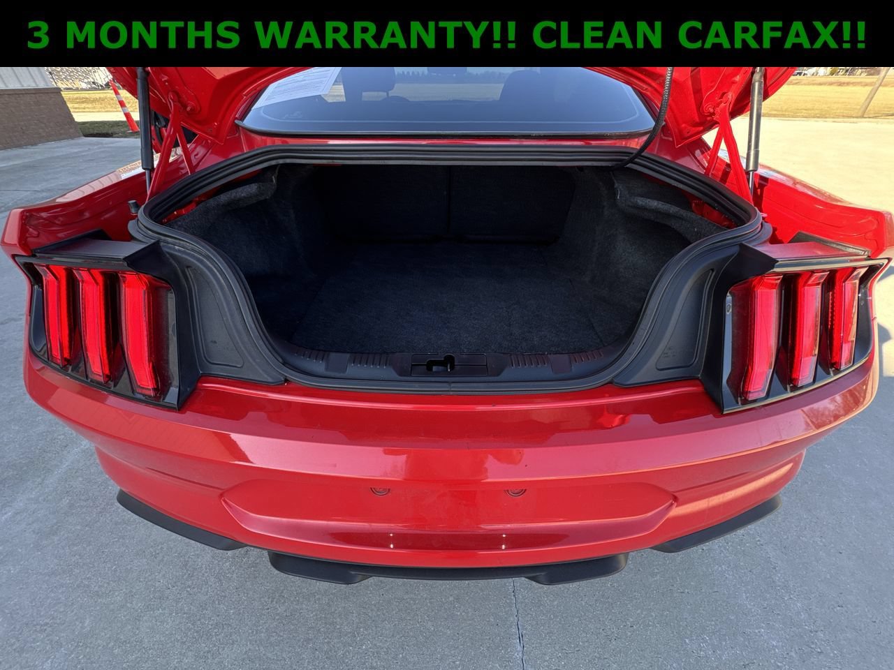 Used 2019 Ford Mustang Coupe w/ Black Accent Package RWD image 22