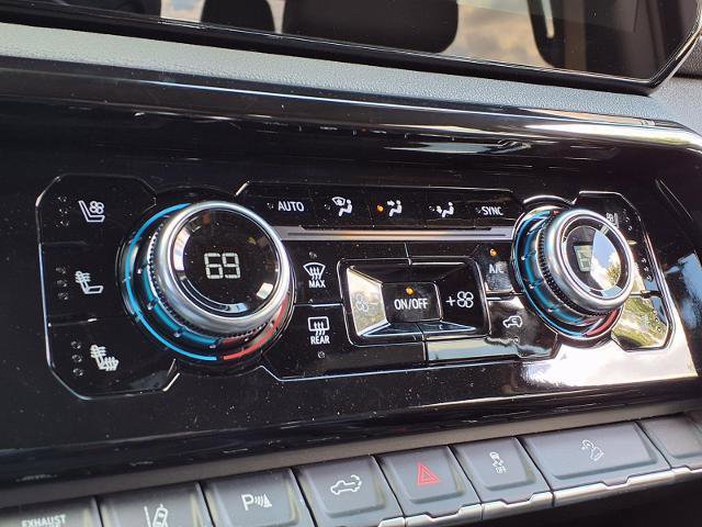 Used 2026 GMC Sierra 2500 AT4 w/ AT4 Premium Plus Package image 8