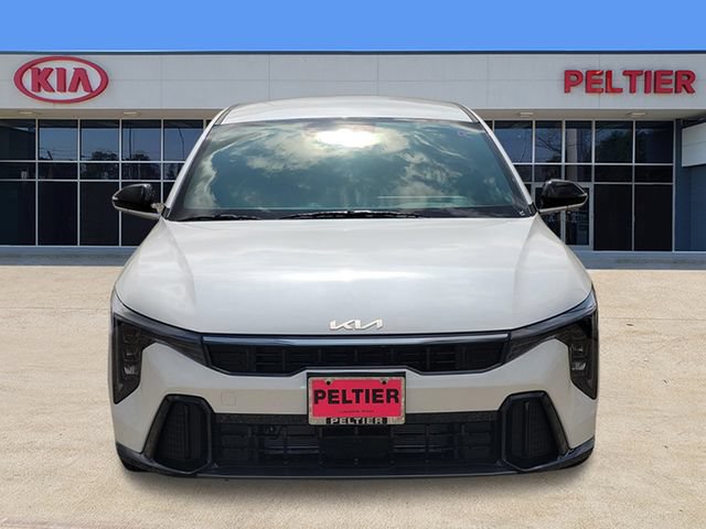 New 2026 Kia K4 GT-Line FWD image 2