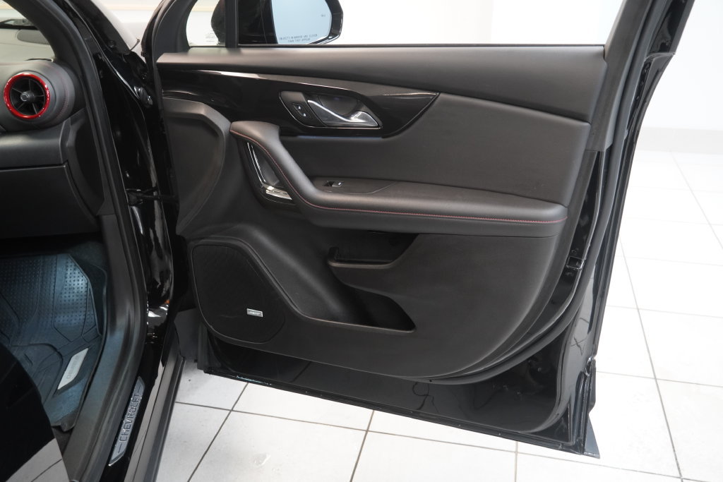 Used 2023 Chevrolet Blazer RS w/ LPO, Floor Liner Package FWD image 26
