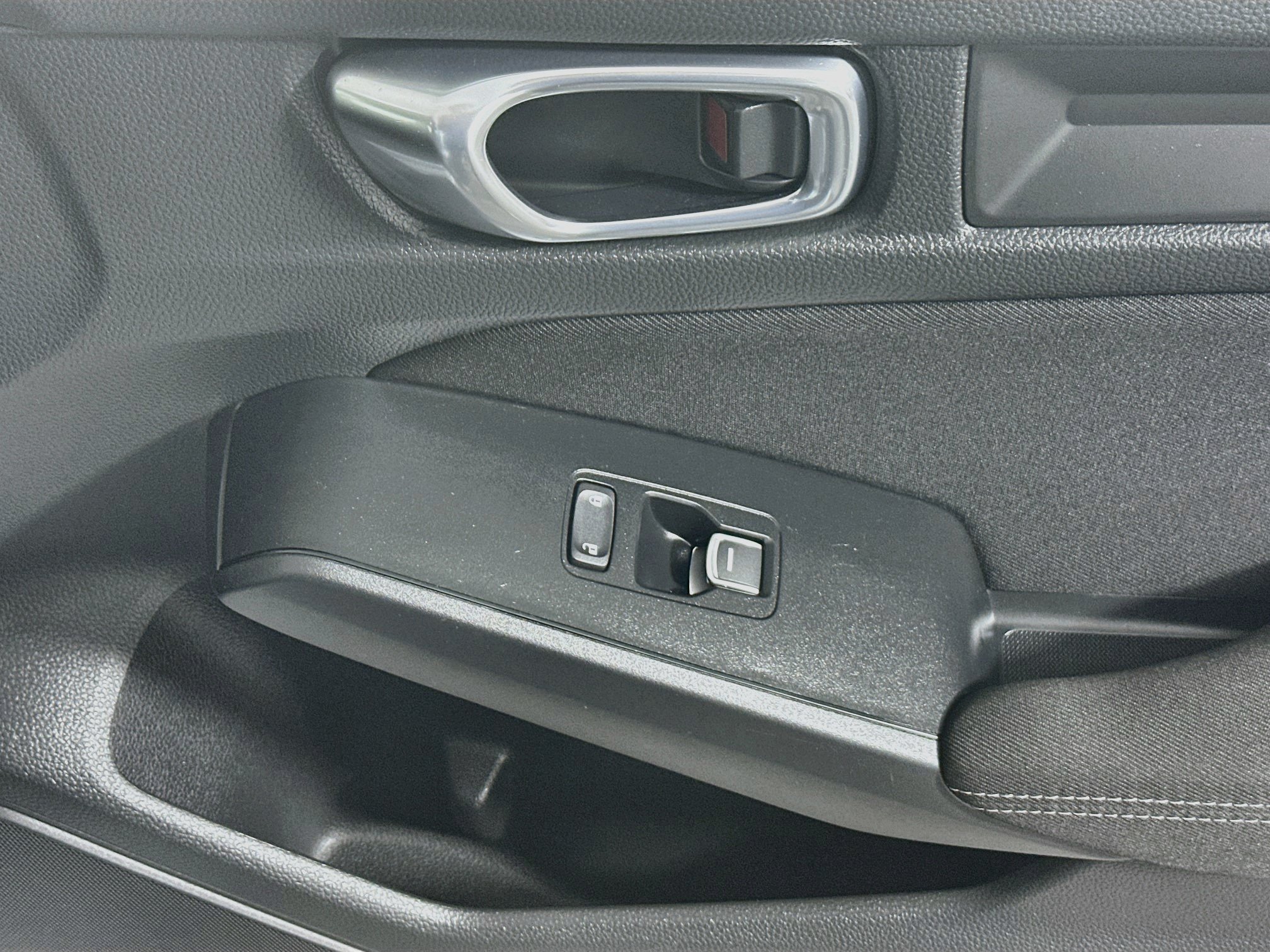 Used 2025 Honda Civic LX image 29