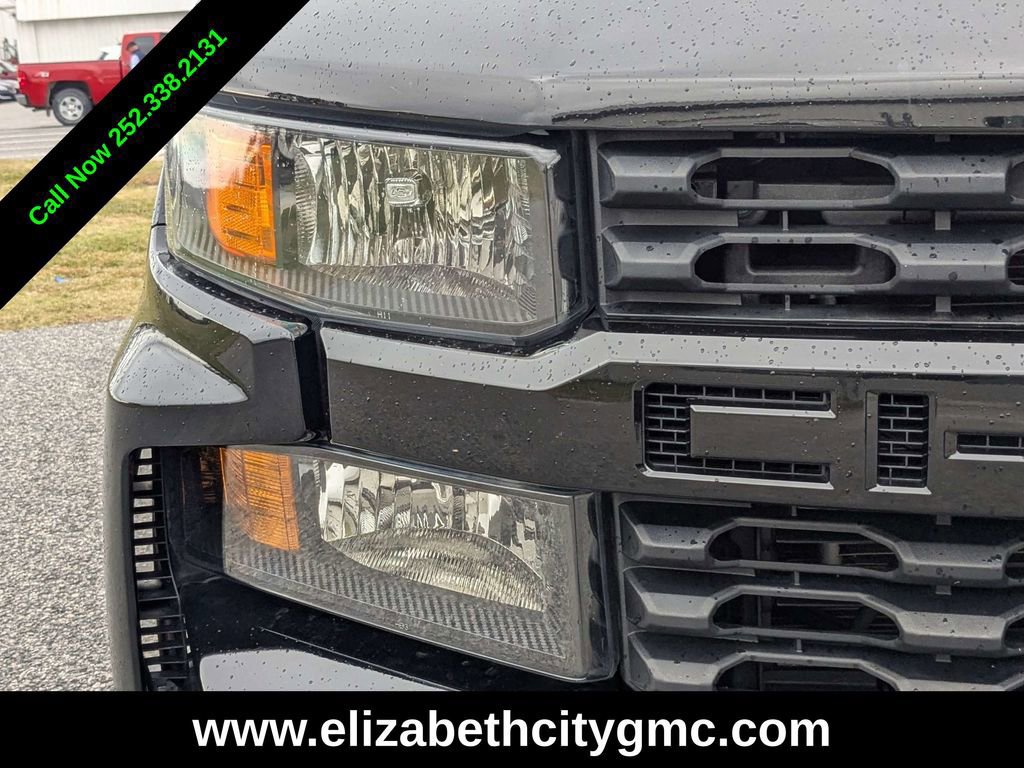 Used 2022 Chevrolet Silverado 1500 Custom image 10