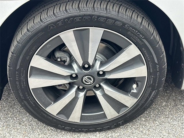 Used 2019 Nissan Sentra SV w/ Special Edition Package image 24