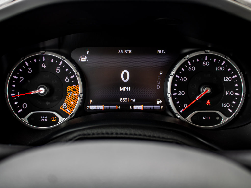 Used 2023 Jeep Renegade Limited image 27