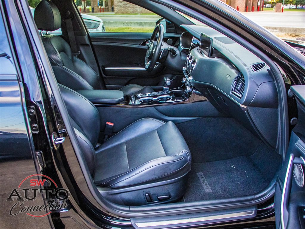 Used 2022 Kia Stinger GT-Line w/ Sun & Sound Package image 15