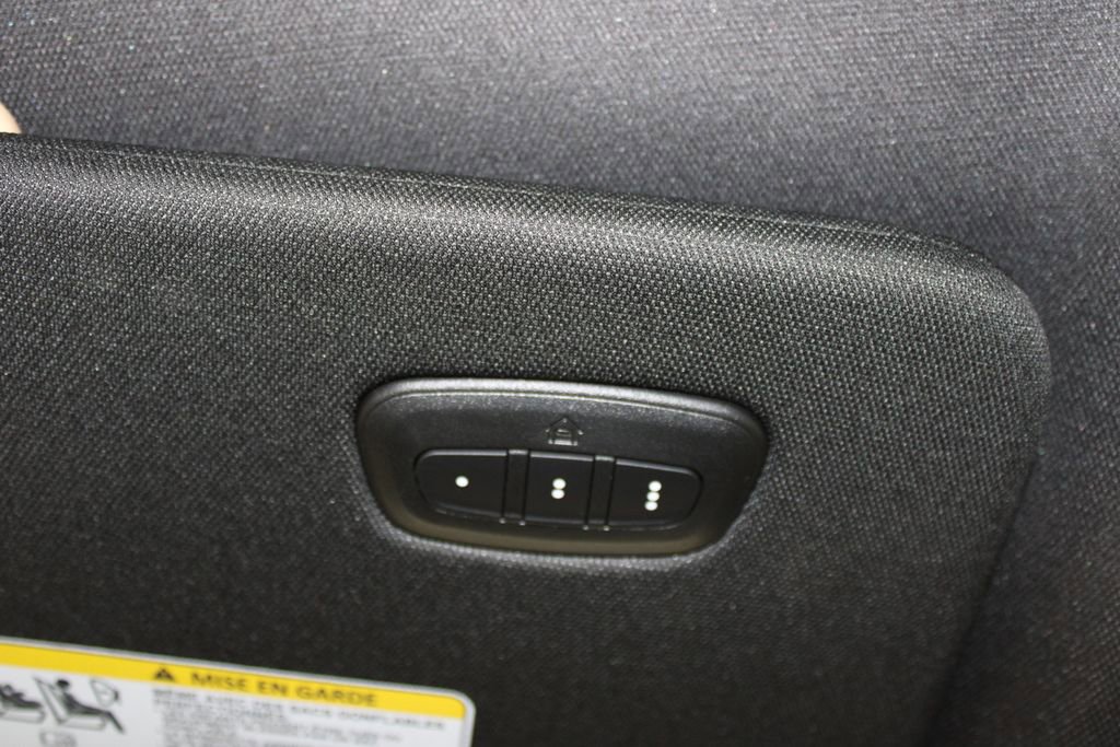 Used 2025 Jeep Wagoneer L Series II w/ 8-pass Seating Package image 53