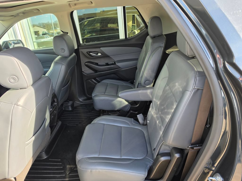 Used 2021 Chevrolet Traverse Premier AWD/4WD image 13