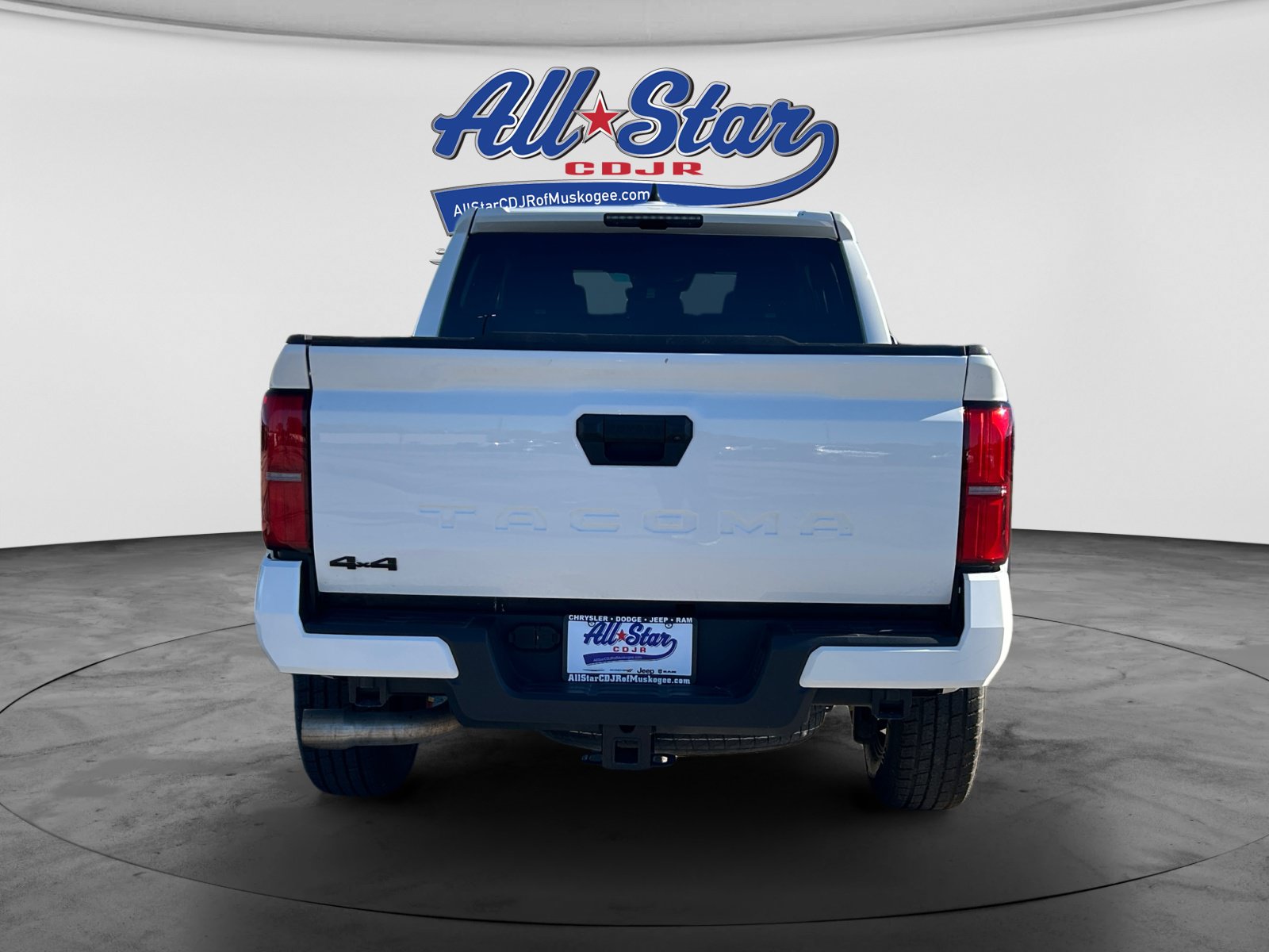 Used 2025 Toyota Tacoma TRD Off-Road AWD/4WD image 6