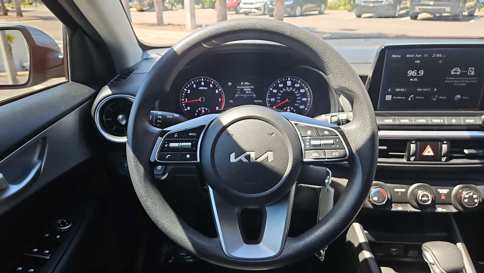 Used 2023 Kia Forte LXS w/ LXS Technology Package image 11