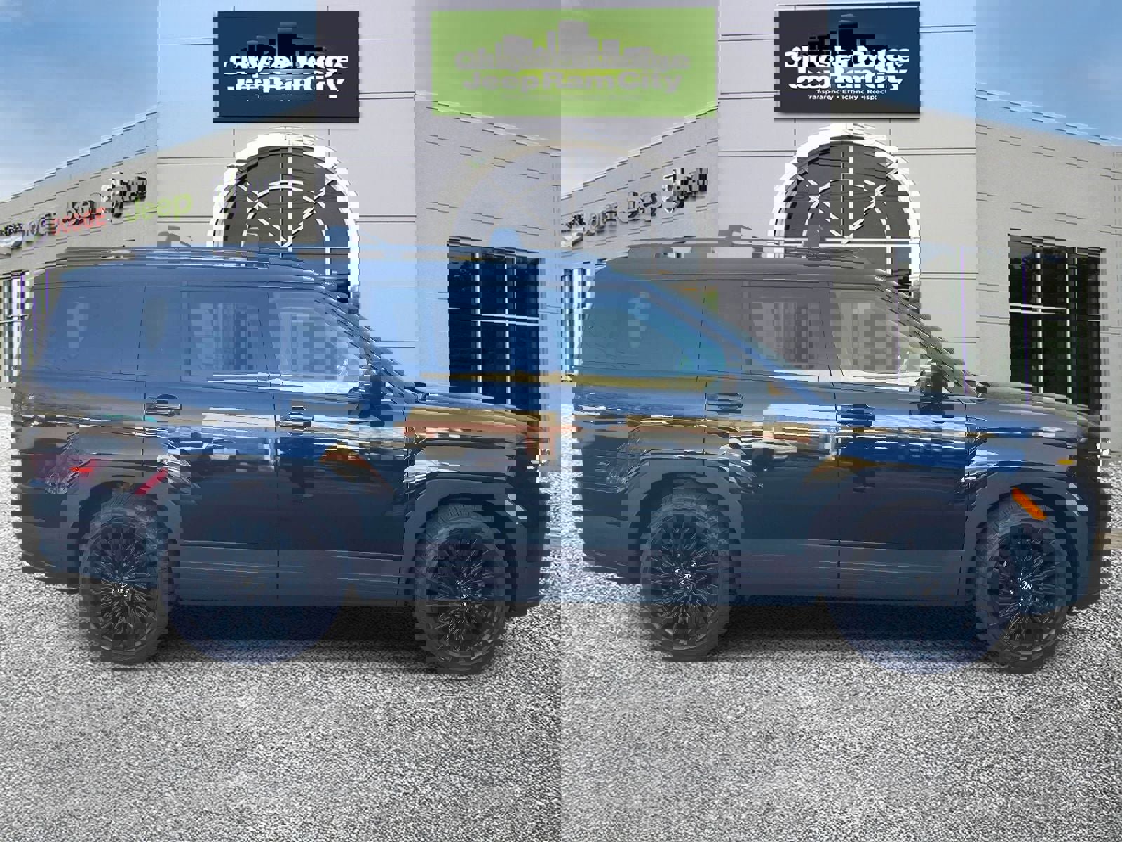 Used 2025 Hyundai Santa Fe SEL image 5